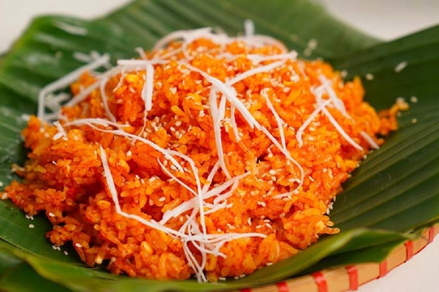 Xoi gac sticky rice - Student Exchange