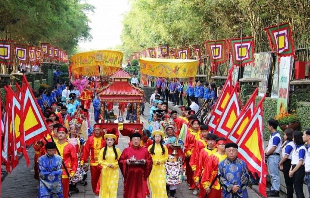 Top 10 Traditional Festivals In Vietnam - Student Exchange