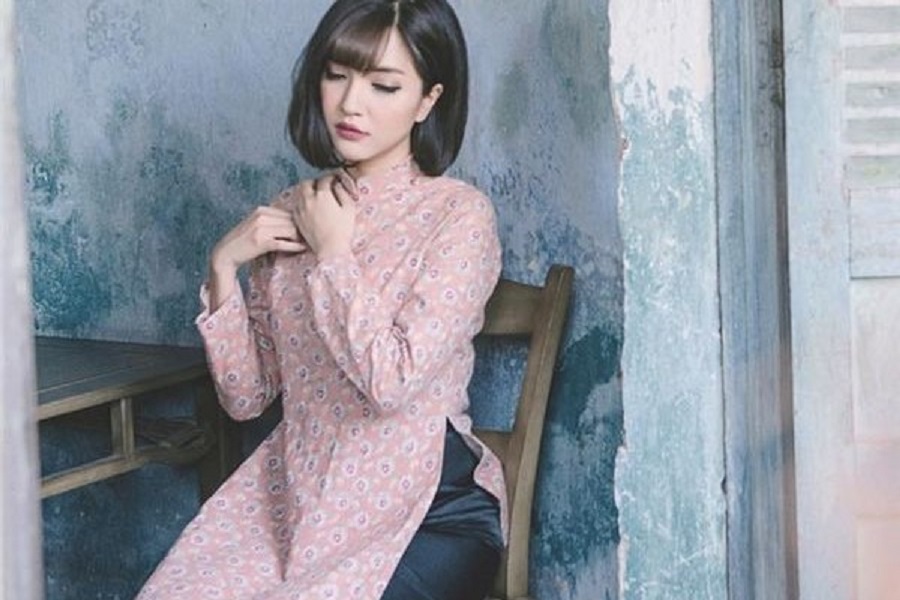 Ao Dai Student Exchange