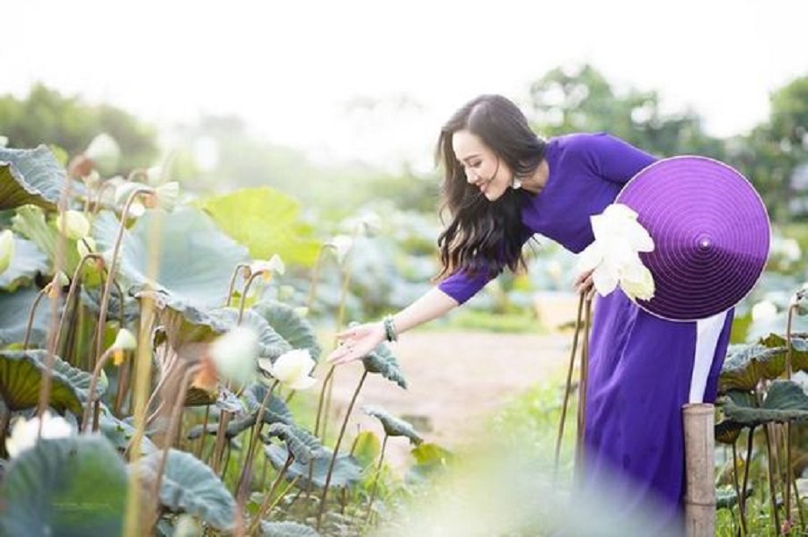 Ao Dai Student Exchange