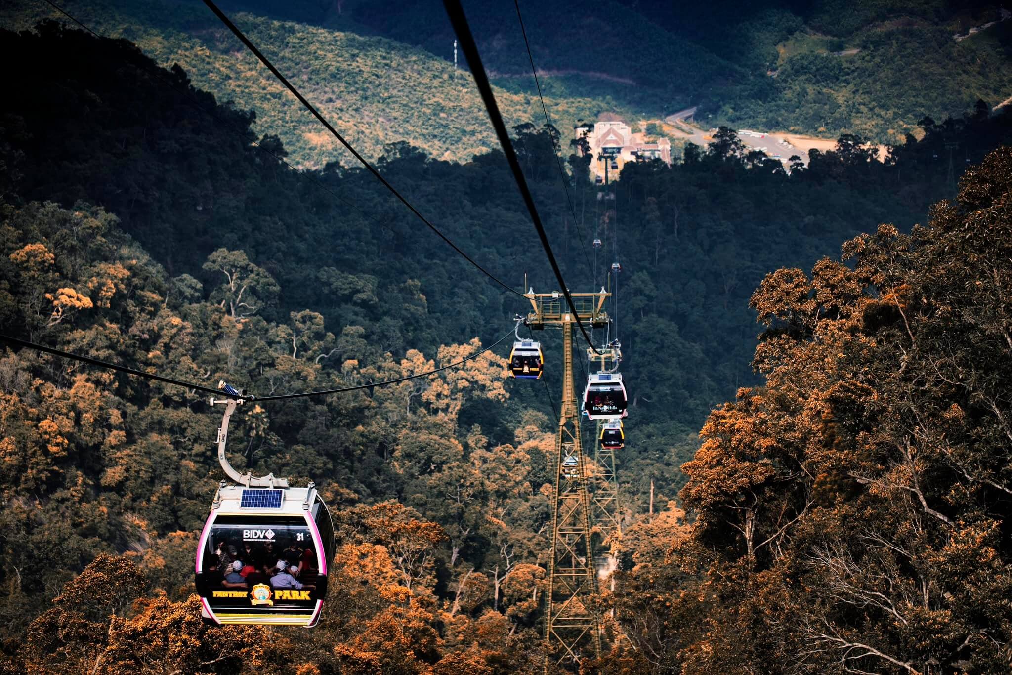 Ba Na Hills Cable Car- Vietnam Student Exchange