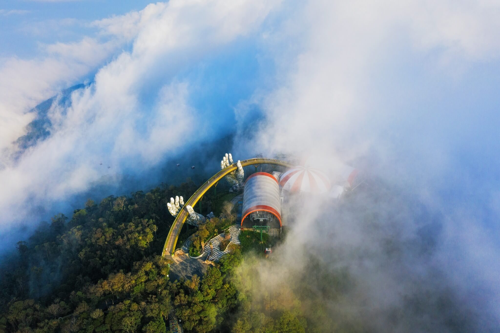 Ba Na Hills Flower Garden- Vietnam Student Exchange