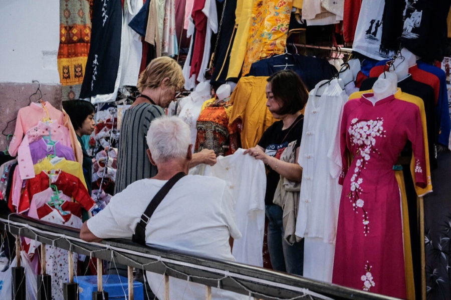 Han Market In Da Nang - Student Exchange Vietnam