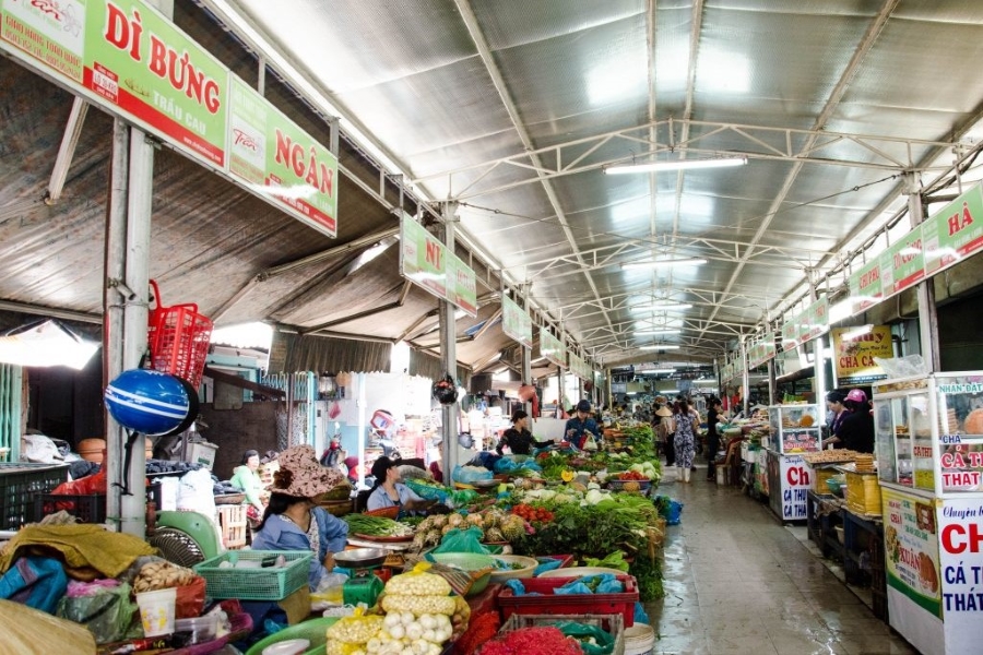 Han Market In Da Nang City - Student Exchange Vietnam