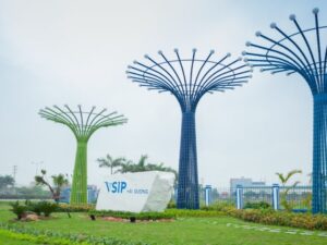 Hanoi to HaiDuong by private car- Vietnam Student Exchange Travel