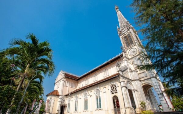 Ho Chi Minh to Cai Be by private car- Vietnam Student Exchange Travel