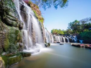 Ho Chi Minh to Dong Nai by private car- Vietnam Student Exchange Travel