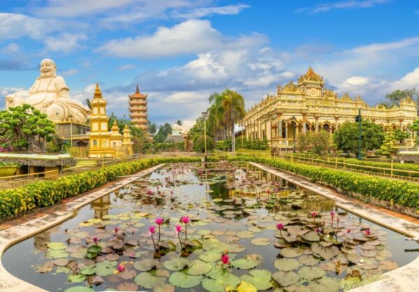 Ho Chi Minh to My Tho by private car- Vietnam Student Exchange Travel
