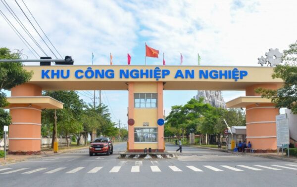 Ho Chi Minh to Soc Trang by private car- Vietnam Student Exchange Travel