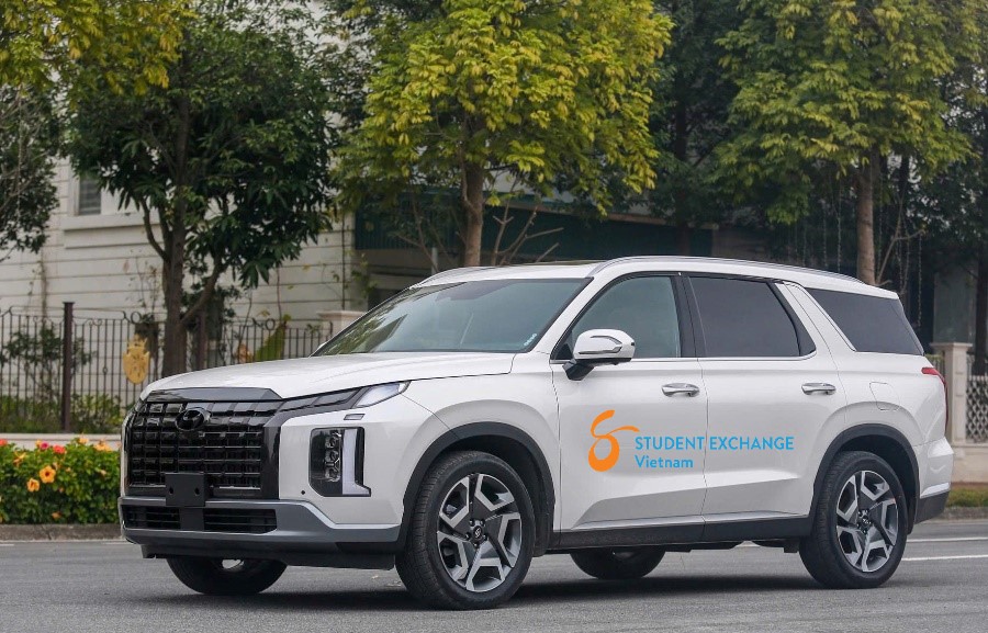 Ho Chi Minh to Binh Duong by private car- Vietnam Student Exchange Travel