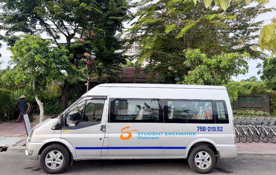 Ho Chi Minh to Binh Duong by private car- Vietnam Student Exchange Travel