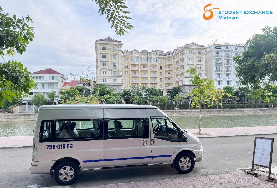 Ho Chi Minh to Binh Duong by private car- Vietnam Student Exchange Travel