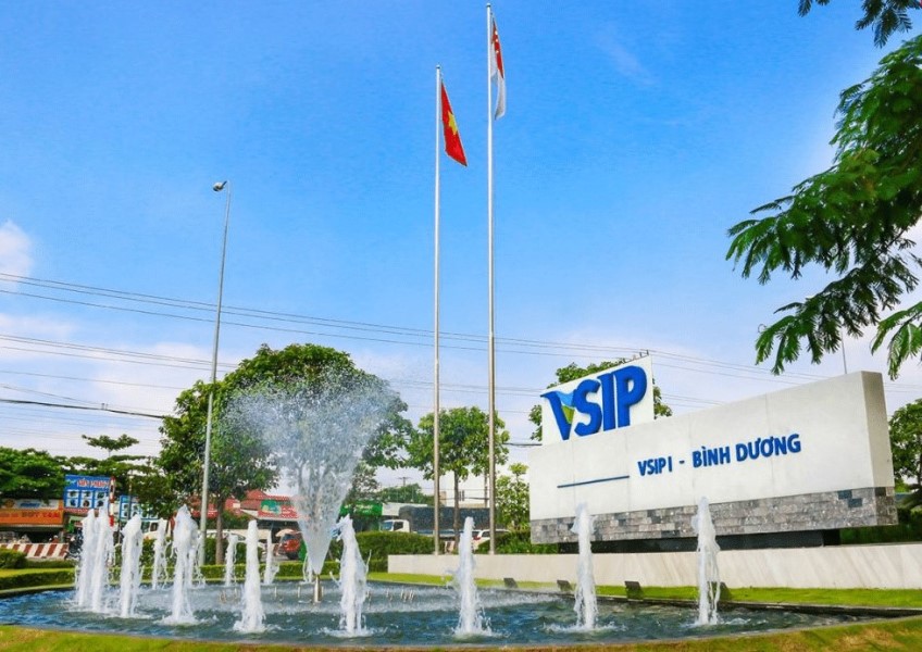 Ho Chi Minh to Binh Duong by private car- Vietnam Student Exchange Travel