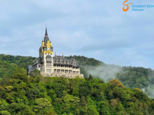 Hanoi to Tam Dao By Private Car - Student Exchange