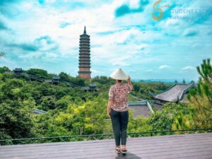 Cao Bang To Ninh Binh Private Car - Student Exchange