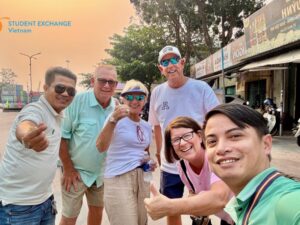 Ha Giang To Ninh Binh Car - Student Exchange