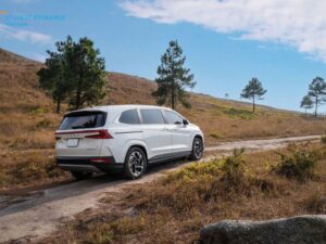 Dalat to Bao Loc private car - Student Exchange